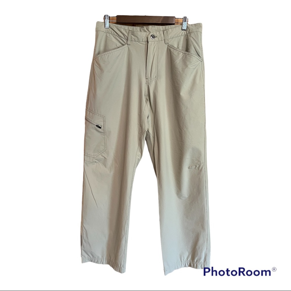 Patagonia Khaki Side Leg Pocket Light Weight Hiking Pants